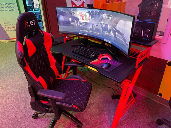 Which Features Make the Best Gaming Desk?
