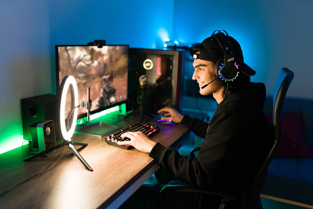 6 Tips for Creating the Ultimate PC Gaming Desk Setup