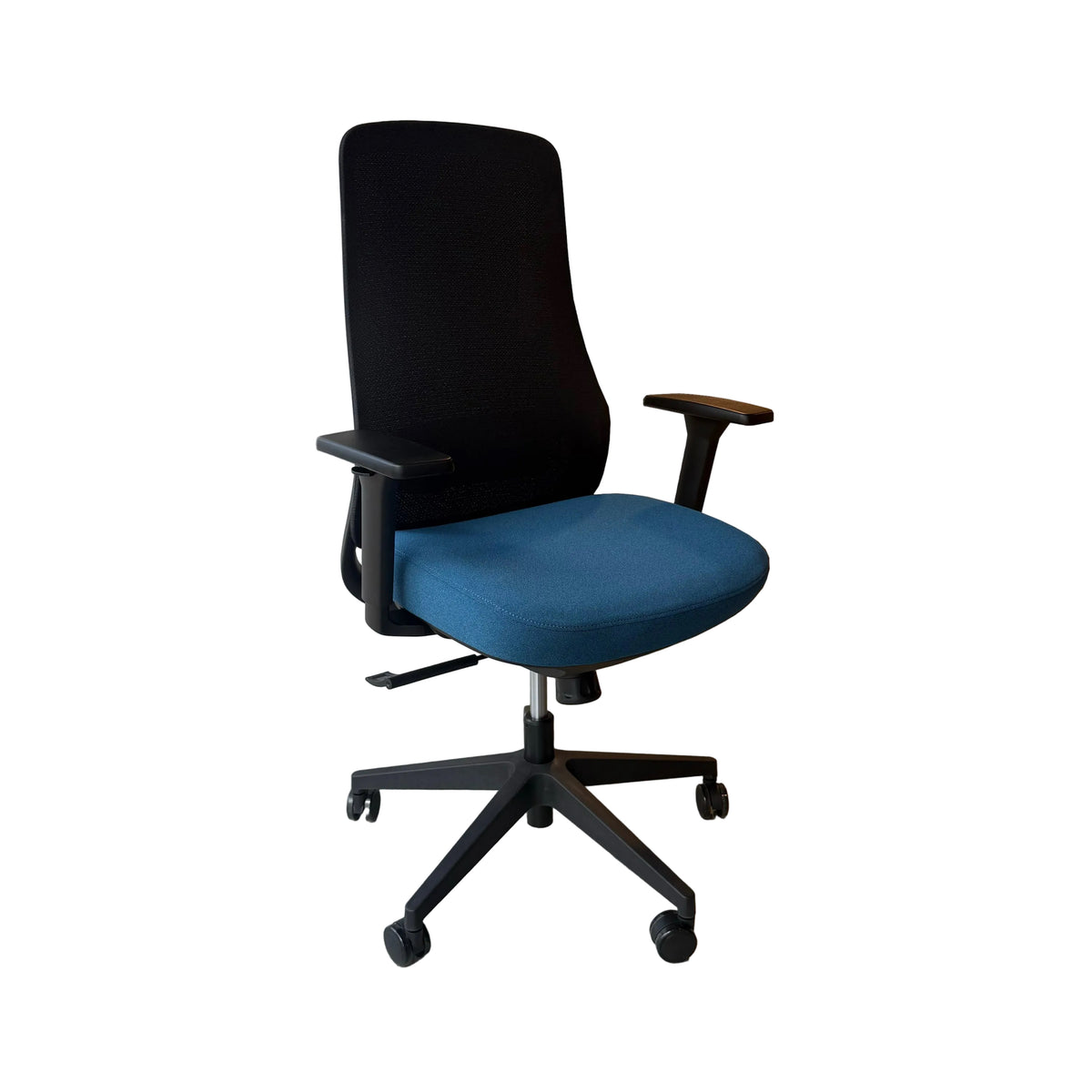 NEWGEN6249B - MEDIUM-BACK MESH BACK EXECUTIVE CHAIR