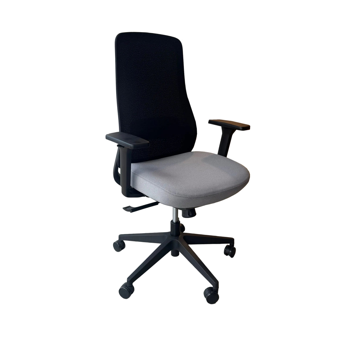 NEWGEN6249B - MEDIUM-BACK MESH BACK EXECUTIVE CHAIR