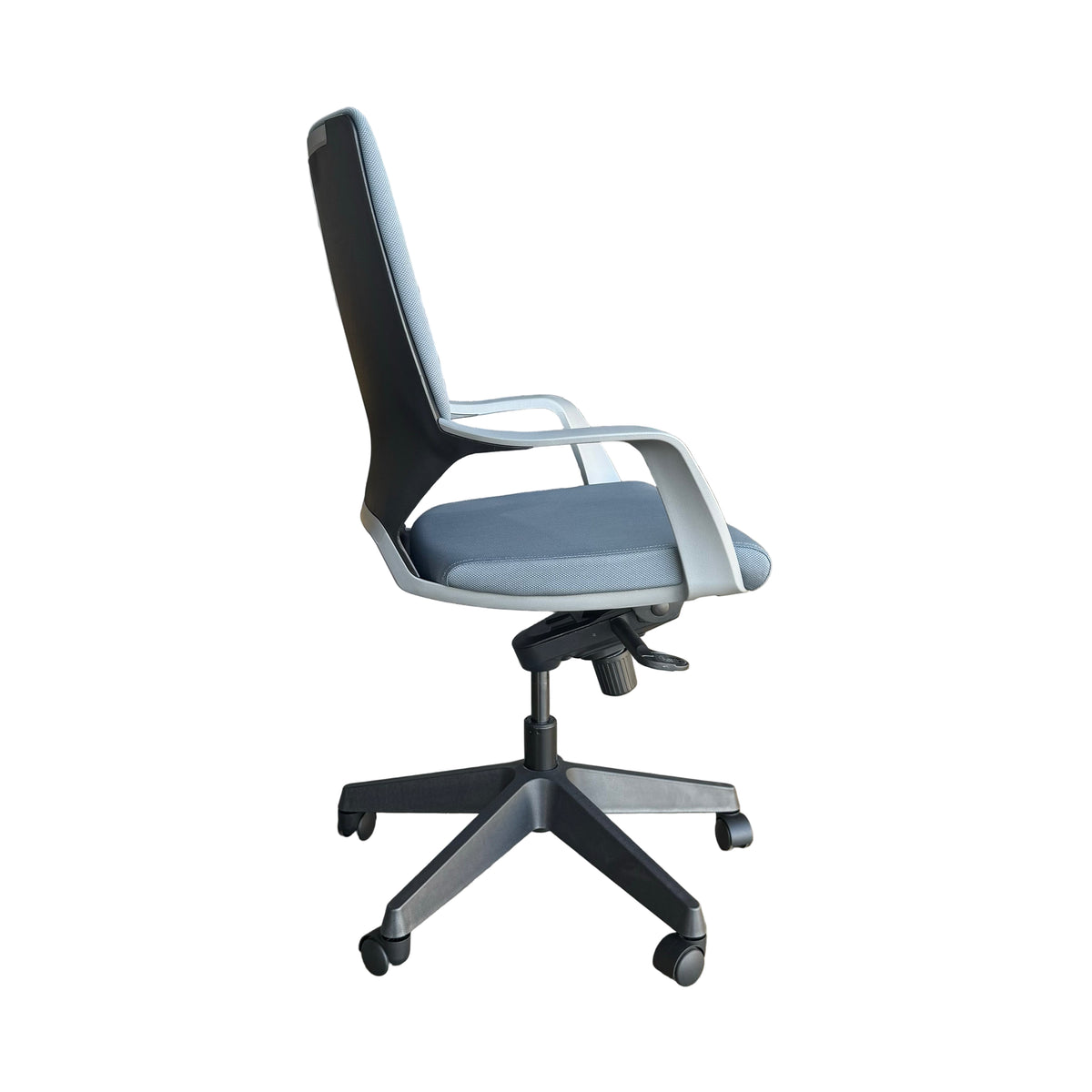 APOLLO MED-BACK EXECUTIVE CHAIR