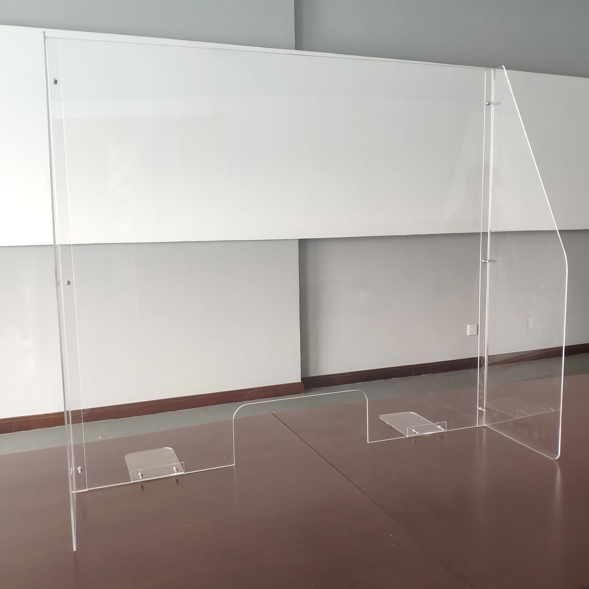 LITE SERIES ACRYLIC DESK TOP BARRIER BY FRONTLINE20