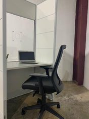 FRONTLINE20 36"W X 24"D X 81"H TRANSACTION-HEIGHT 30" TOP BOOTH