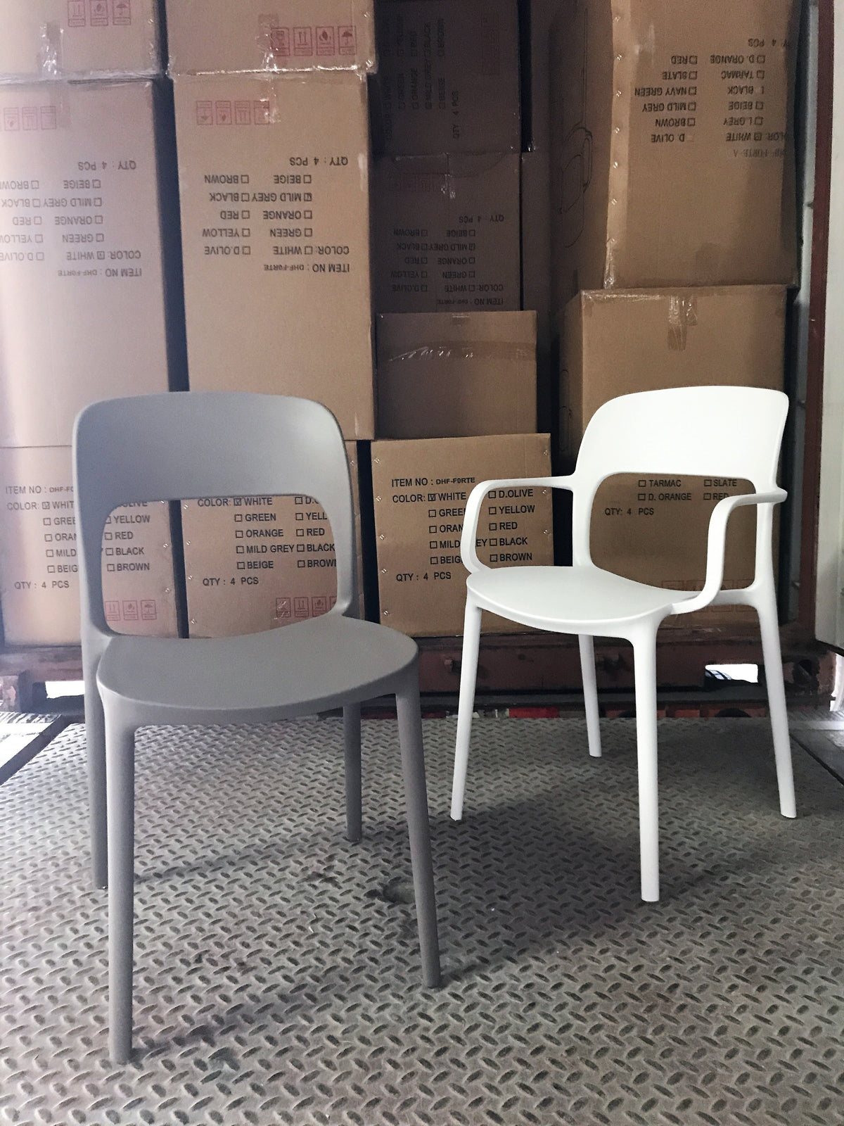 FORTE-A COMMERCIAL GRADE FIBERGLASS-COMPOSITE STACKING CHAIR WITH ARMS