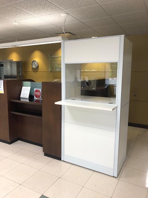 FRONTLINE20 36"W X 24"D X 81"H TRANSACTION-HEIGHT 30" TOP BOOTH