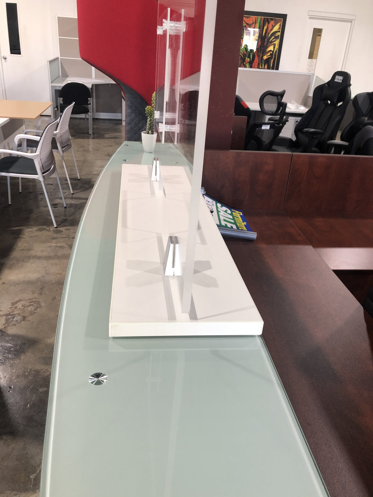 FRONTLINE20 COUNTERTOP 24" INVISIBLE BARRIER WITH CLEAR SPEAK THRU