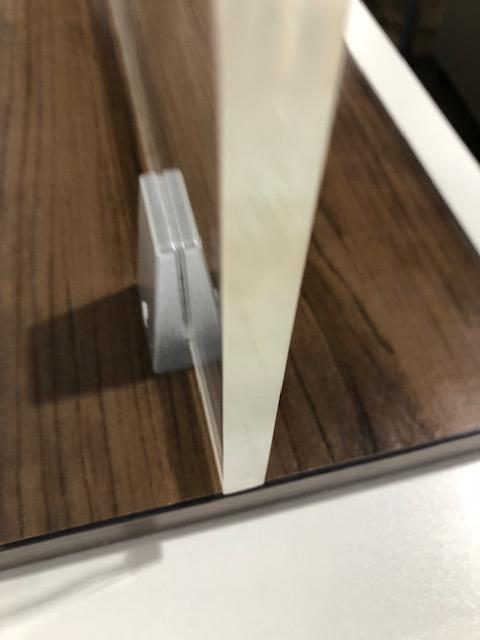FRONTLINE20 COUNTERTOP 24" INVISIBLE BARRIER WITH ALUMINUM SPEAK THRU