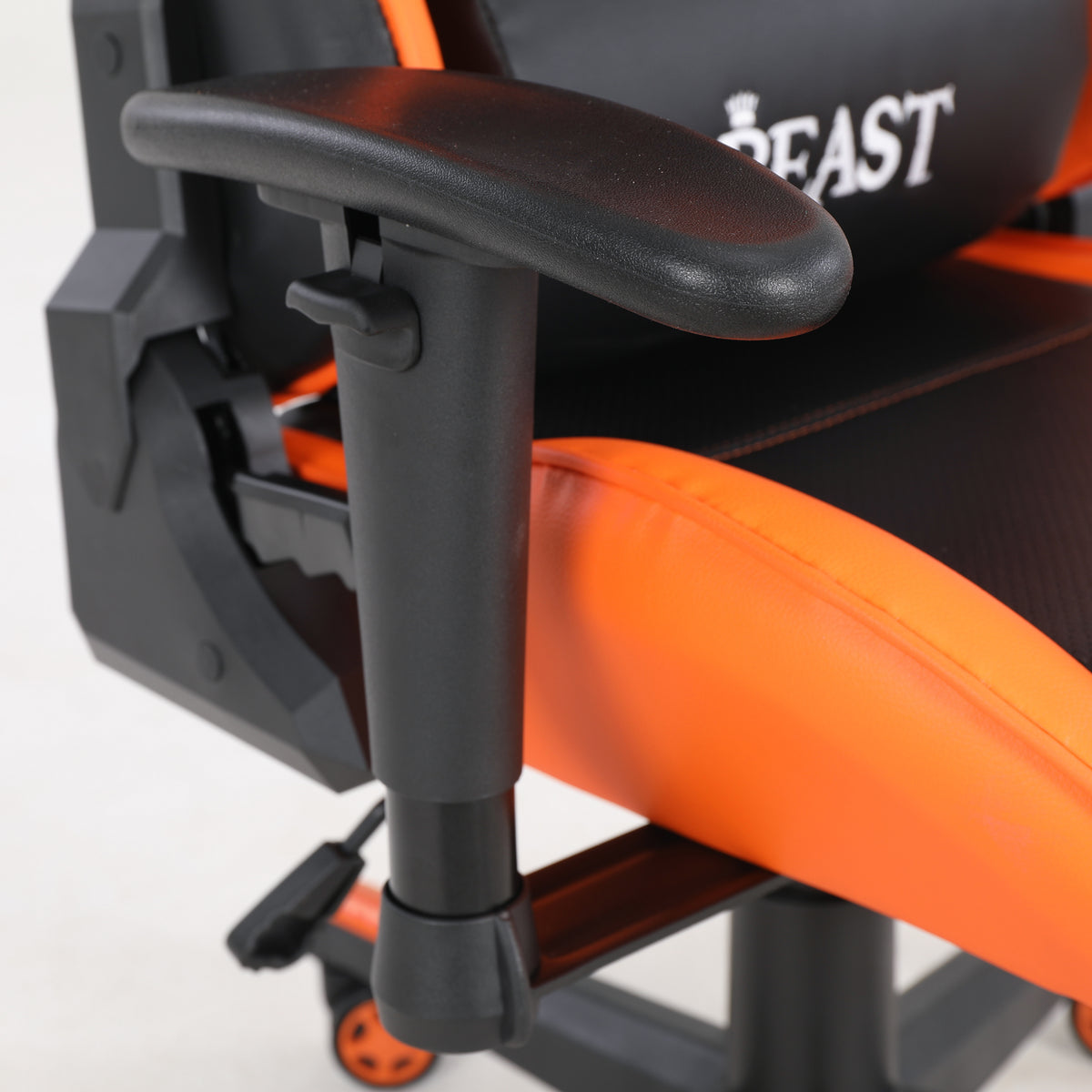GRIFO RACING-STYLE GAMING ERGONOMIC CHAIR